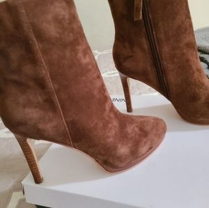 Brand New Nine West women's booties